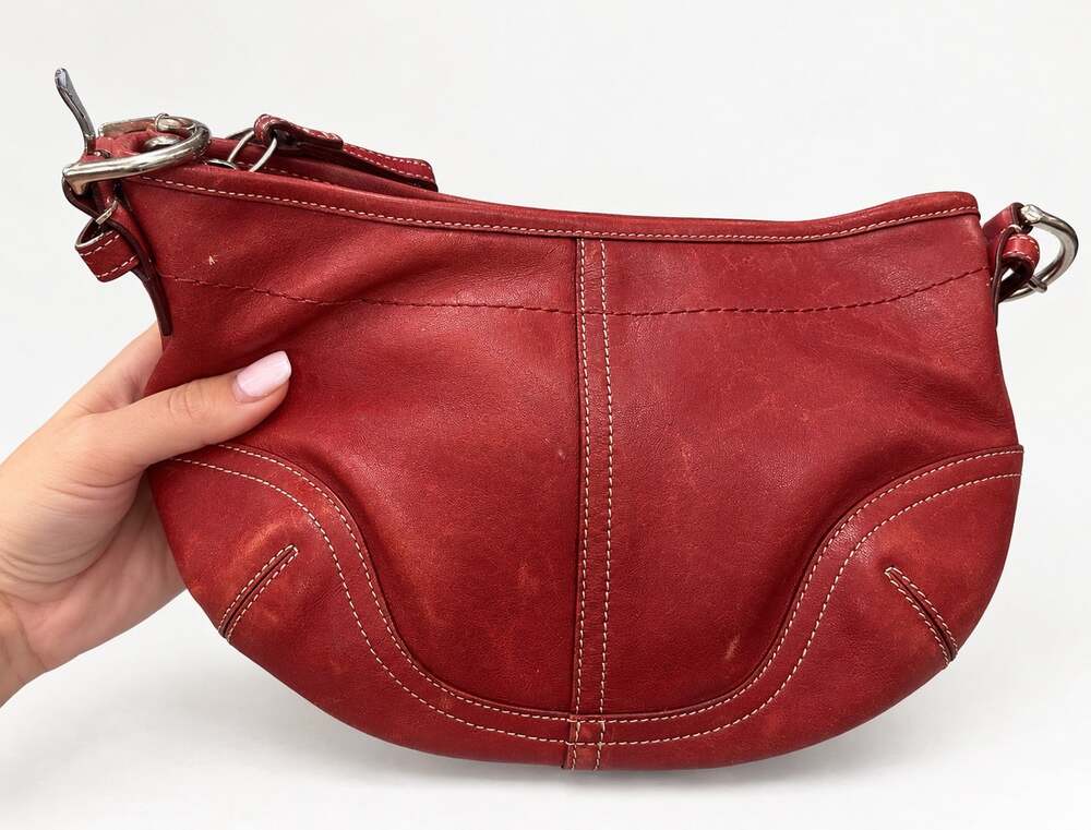 Vintage 2006 Coach Soho 9541 Red Leather Y2K Hobo Shoulder Bag No Strap